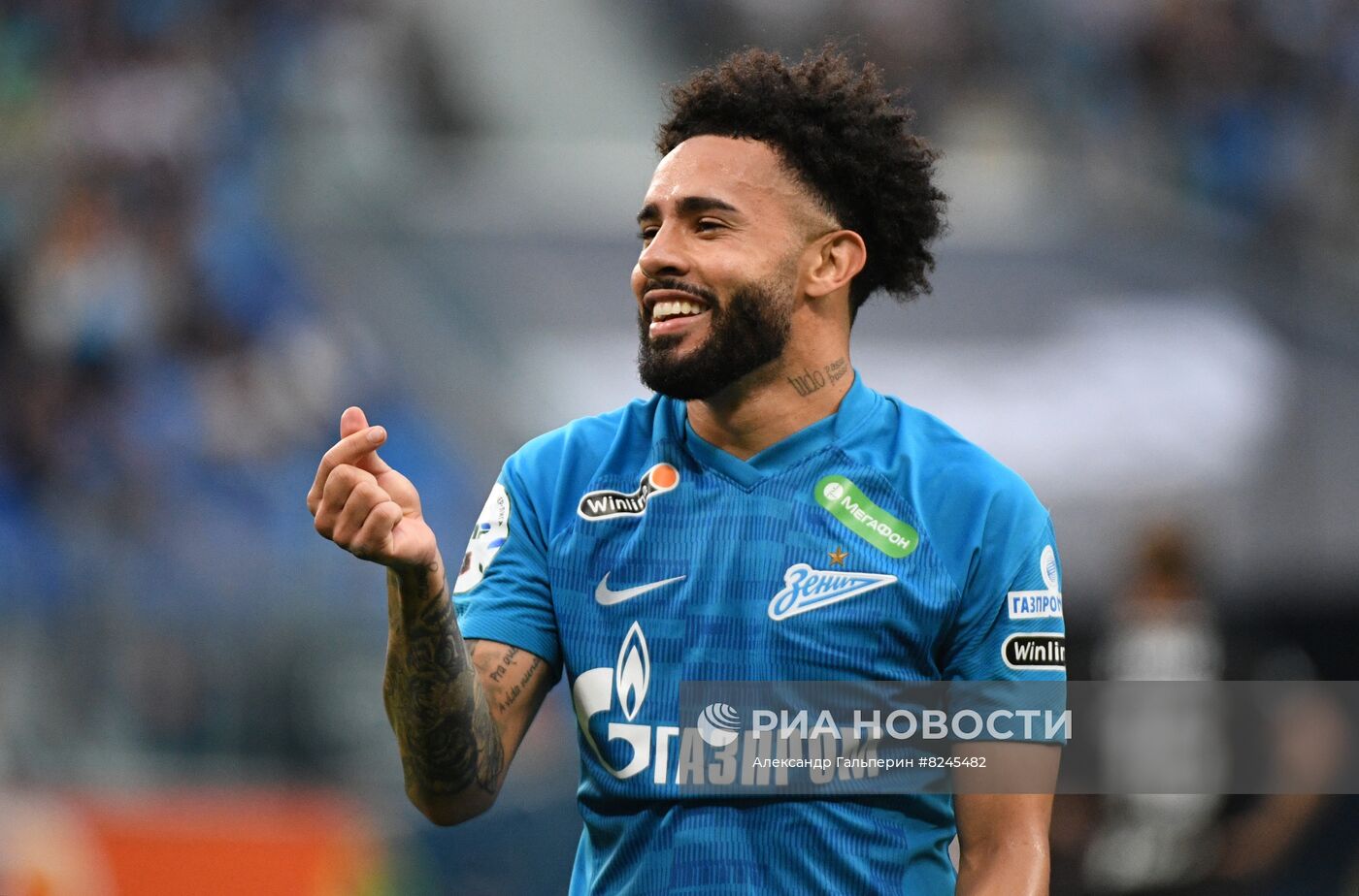 Футбол. РПЛ. Матч "Зенит" - "Локомотив"