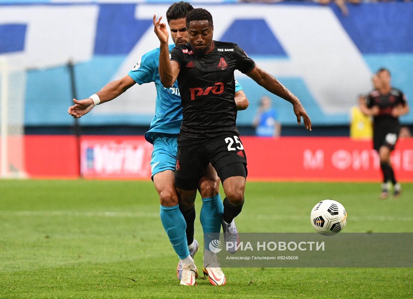 Футбол. РПЛ. Матч "Зенит" - "Локомотив"