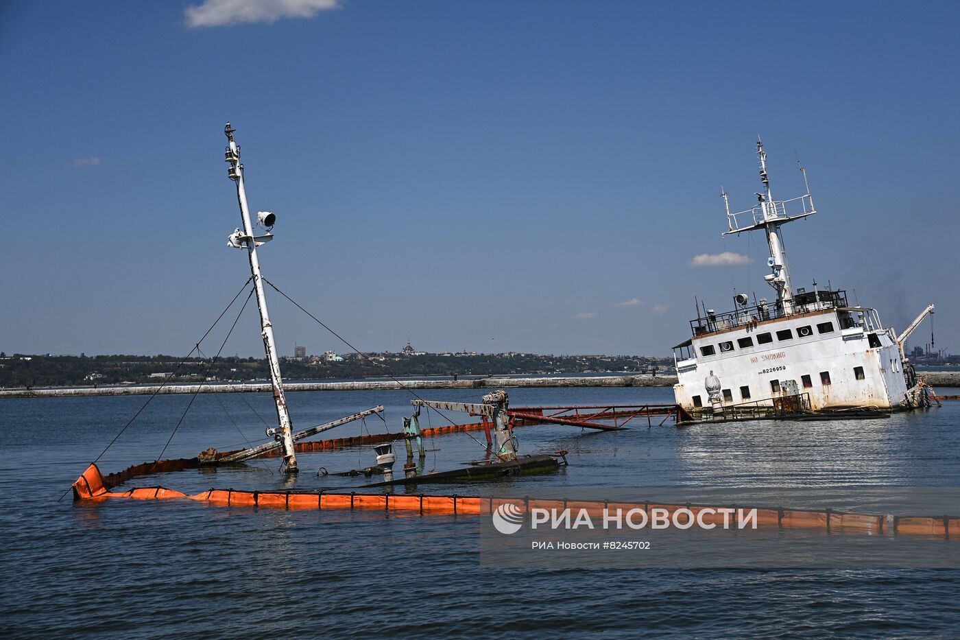 Морской порт Мариуполя