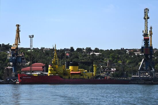 Морской порт Мариуполя