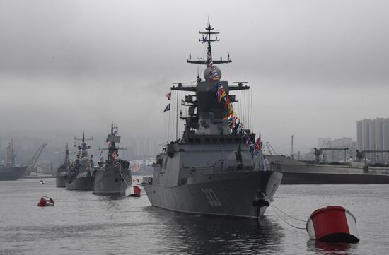 Празднование Дня ВМФ в регионах России