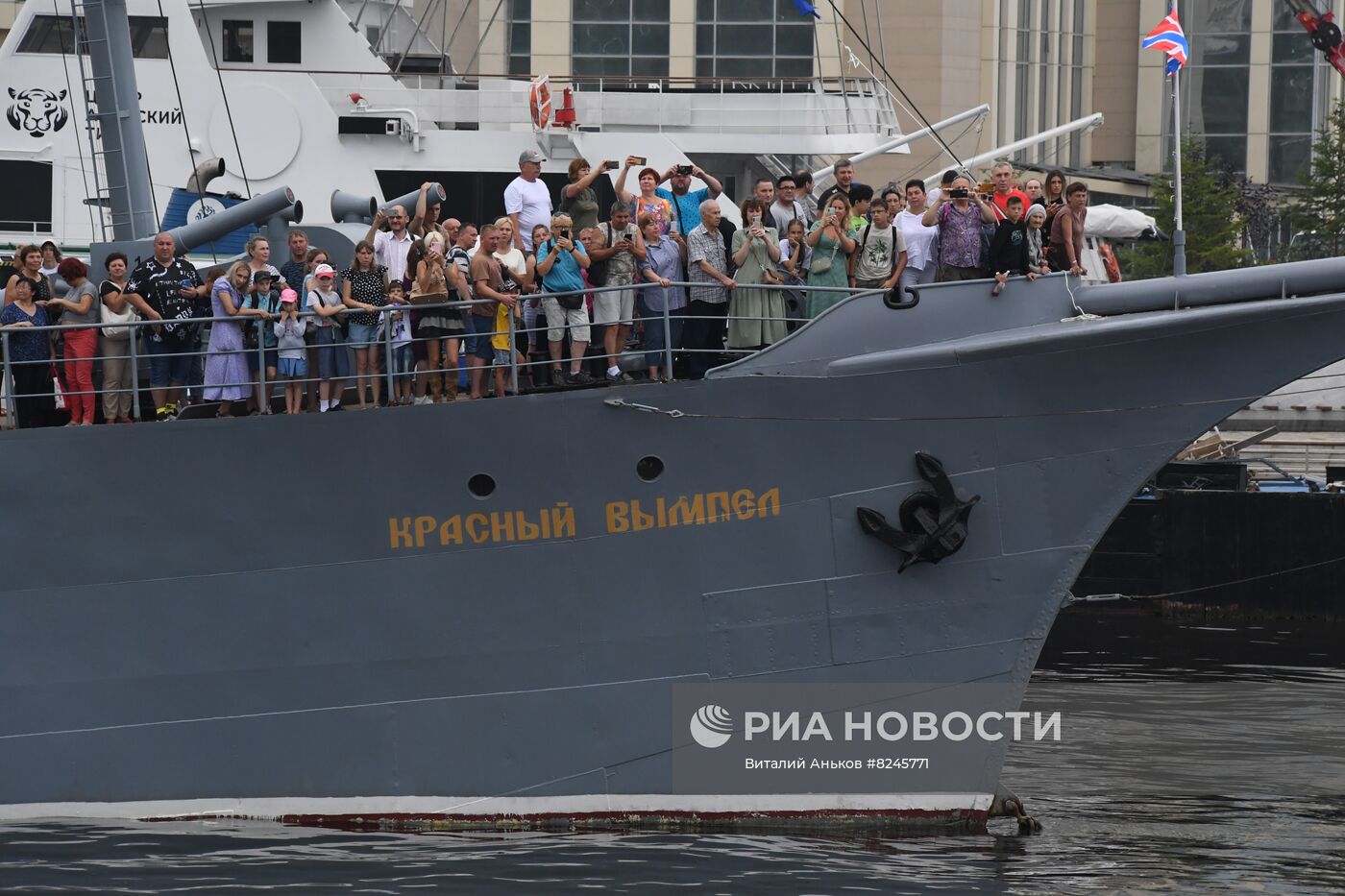 Празднование Дня ВМФ в регионах России