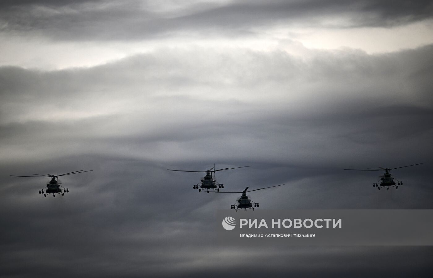 Празднование Дня ВМФ в Санкт-Петербурге
