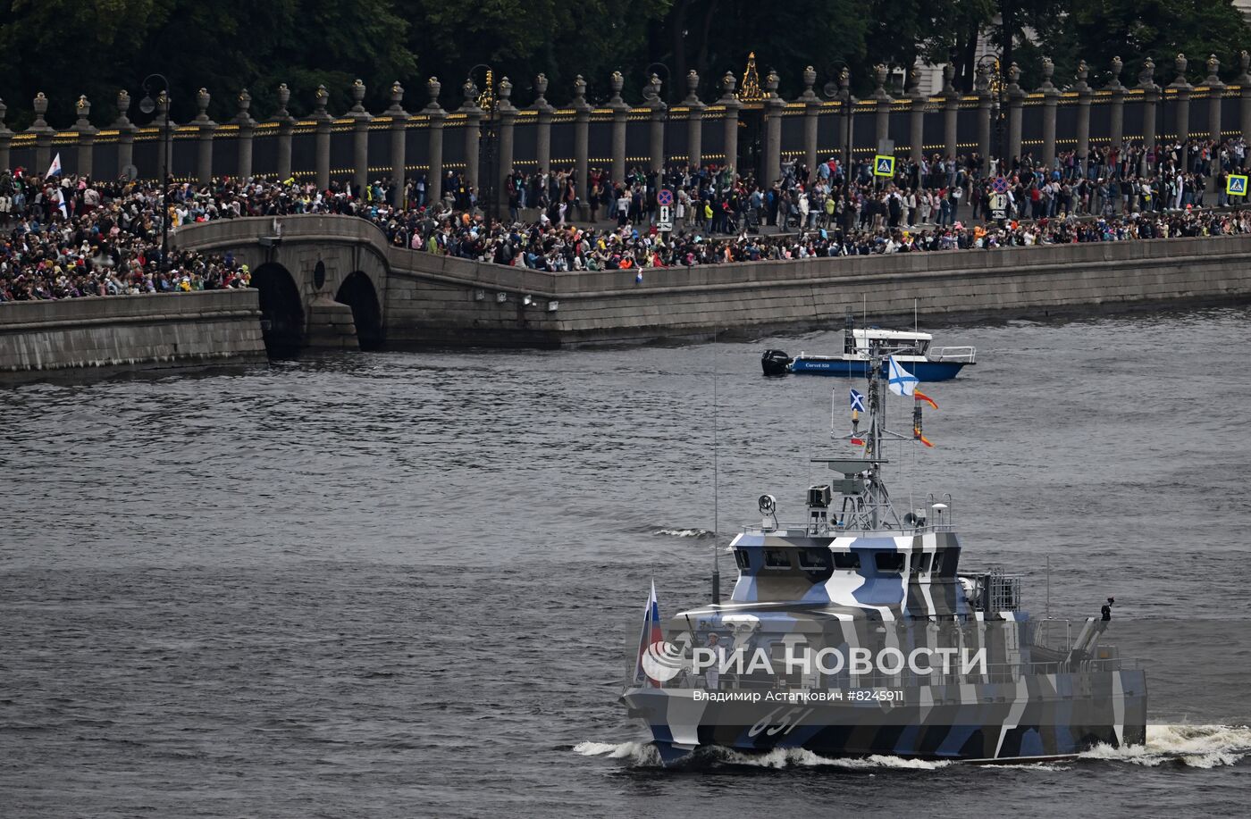 Празднование Дня ВМФ в Санкт-Петербурге