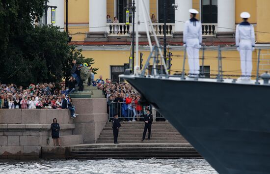 Празднование Дня ВМФ в Санкт-Петербурге