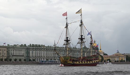 Празднование Дня ВМФ в Санкт-Петербурге