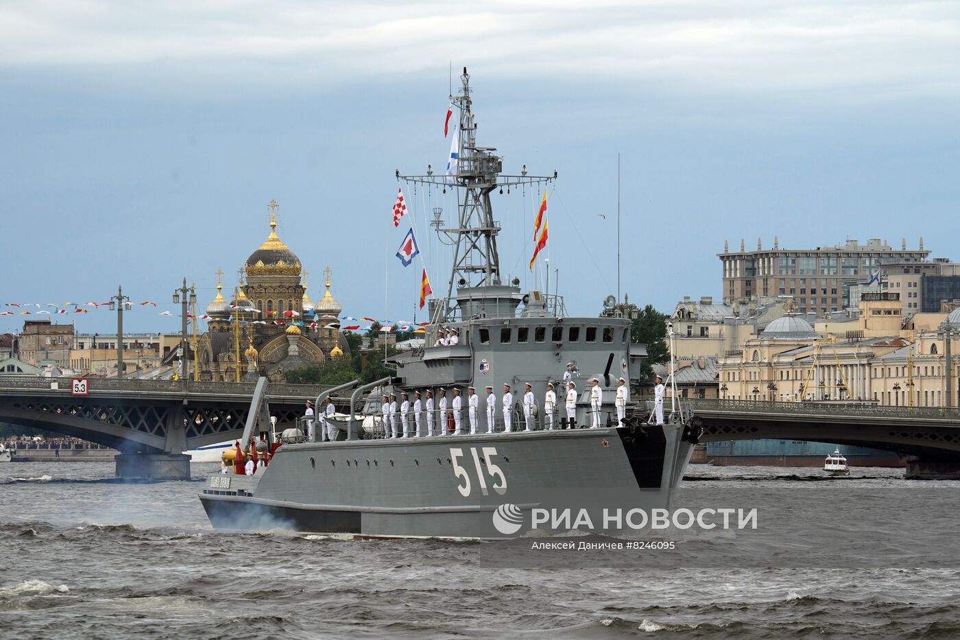 Празднование Дня ВМФ в Санкт-Петербурге