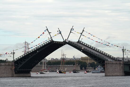 Празднование Дня ВМФ в Санкт-Петербурге