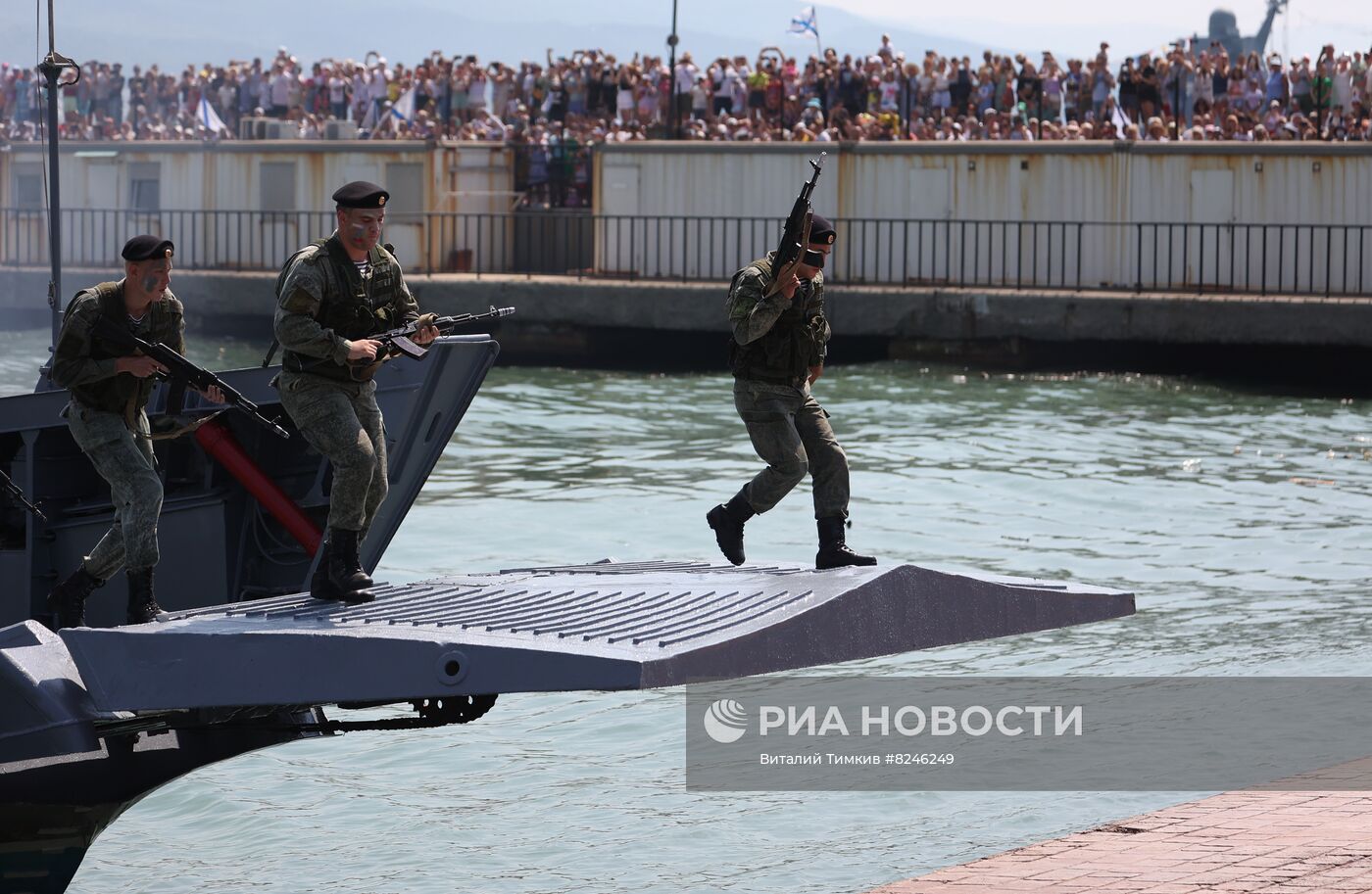 Празднование Дня ВМФ в регионах России