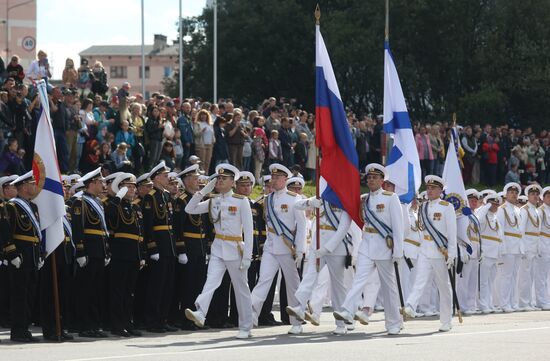 Празднование Дня ВМФ в регионах России