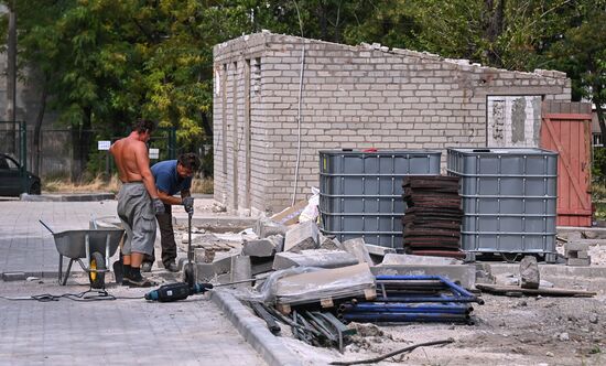 Восстановление детсада в Мариуполе строителями из РФ