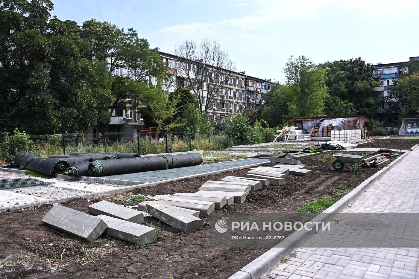 Восстановление детсада в Мариуполе строителями из РФ