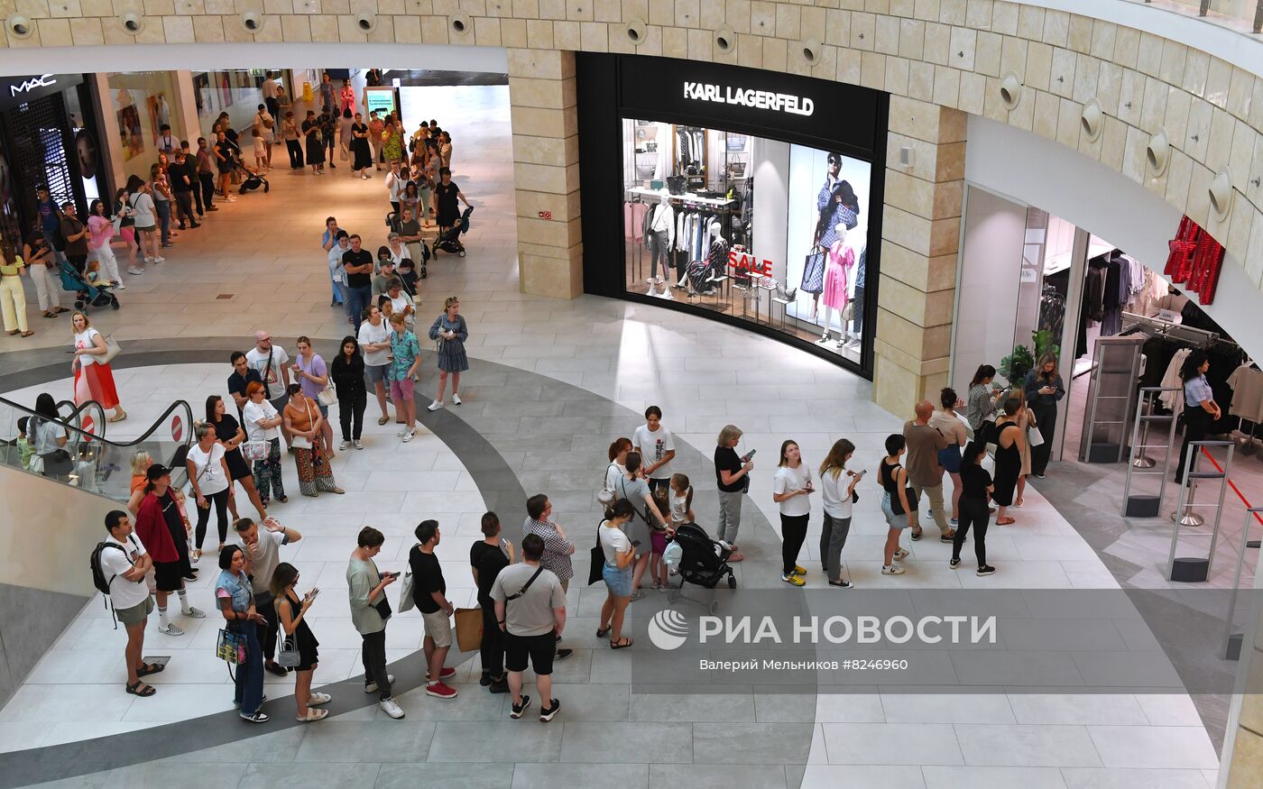 Магазин H&M открылся в "Метрополисе"
