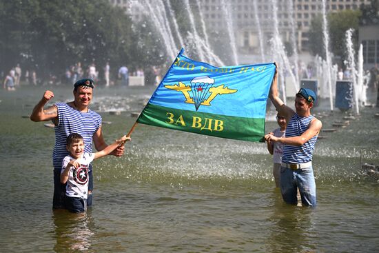 Празднование Дня ВДВ в России