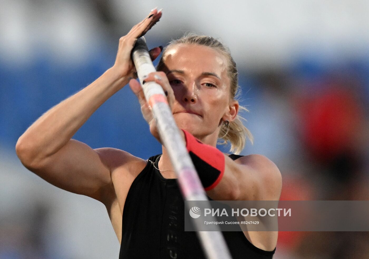 Легкая атлетика. Чемпионат России. Первый день