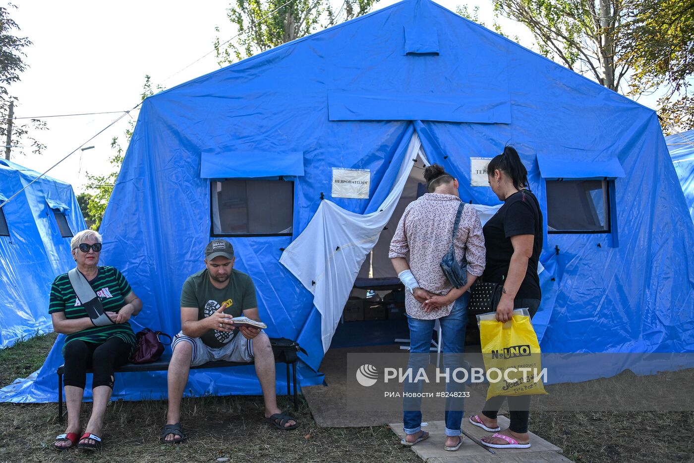  Палаточная больница в Волновахе    