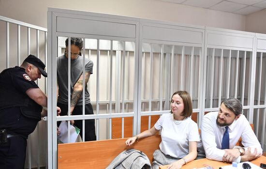 Суд приговорил американскую баскетболистку Б. Грайнер к 9 годам колонии