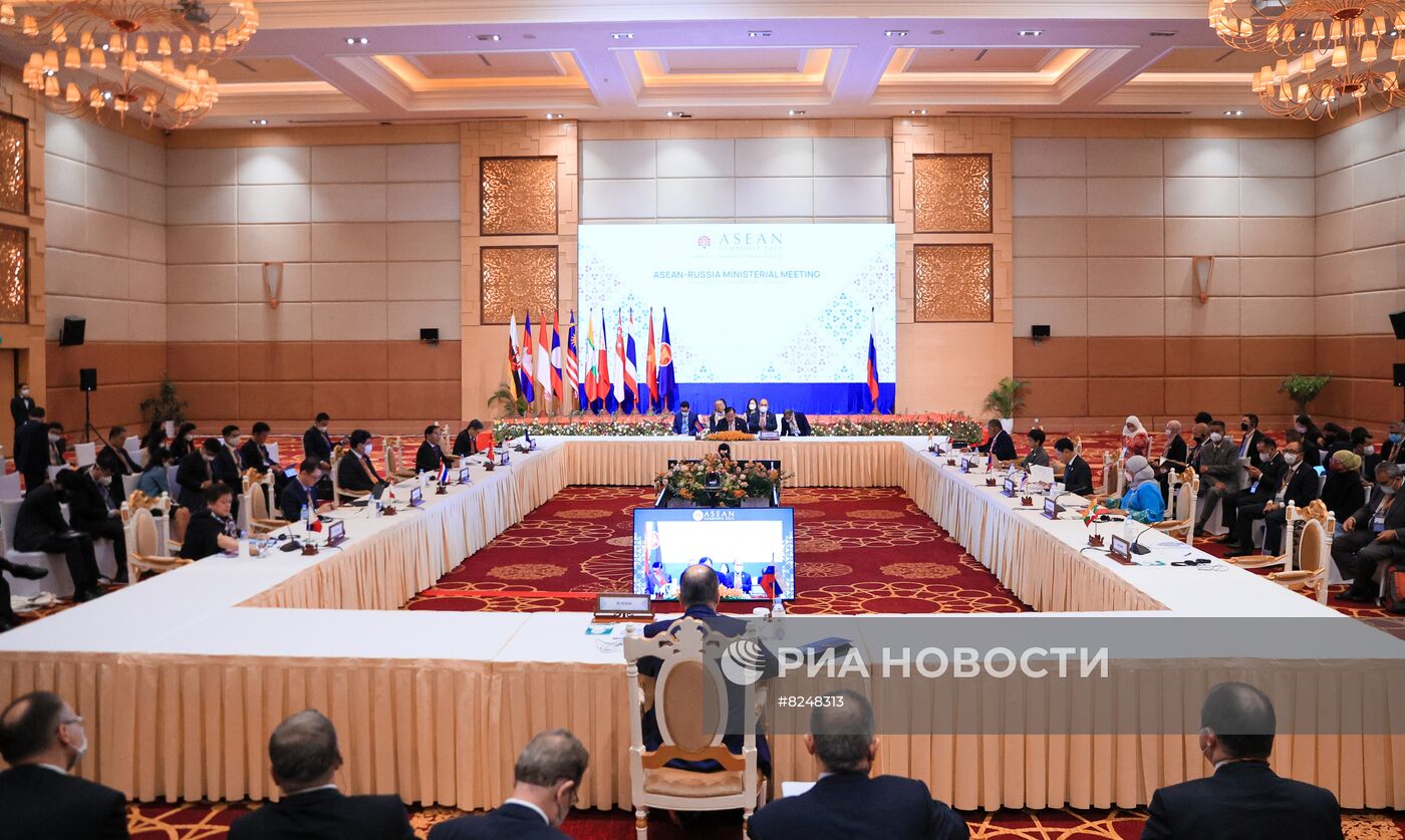 Визит главы МИД РФ С. Лаврова в Камбоджу 