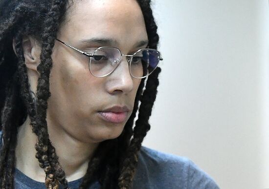 Суд приговорил американскую баскетболистку Б. Грайнер к 9 годам колонии