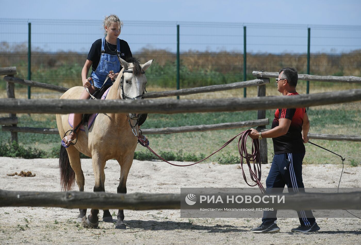 Работа детского лагеря "Юность" в Кирилловке