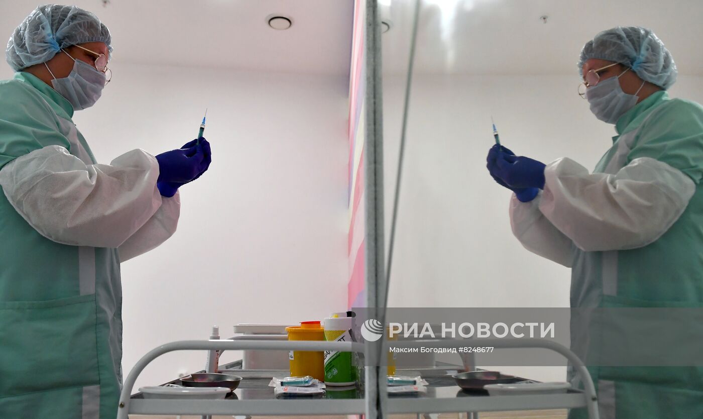 Работа прививочного пункта в Казани