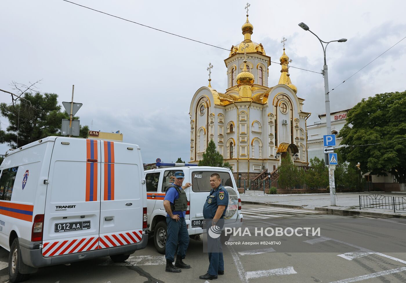 Вокзал в Донецке горит после обстрела ВСУ