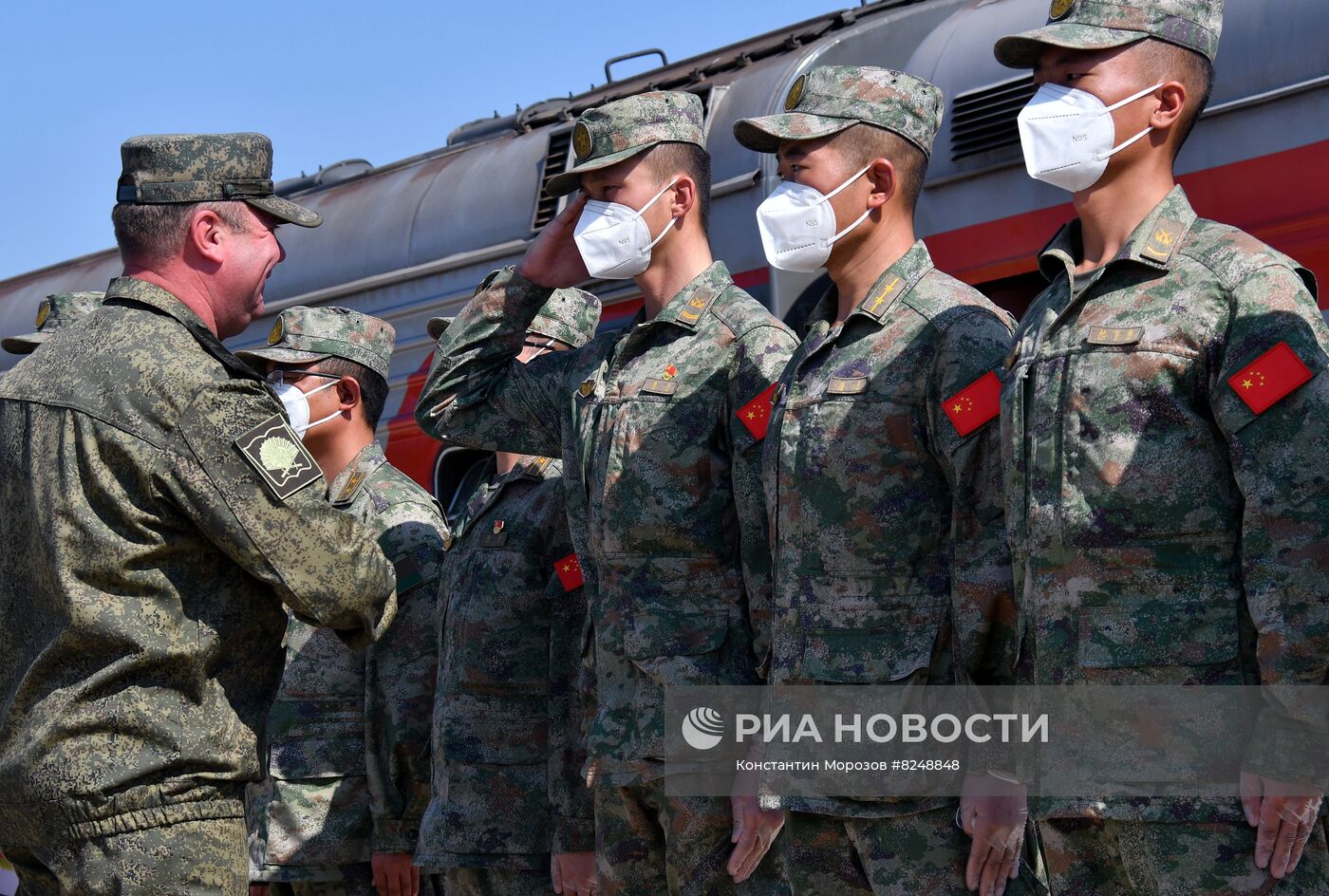 Прибытие китайской военной техники на конкурс "Танковый биатлон" в подмосковное Алабино