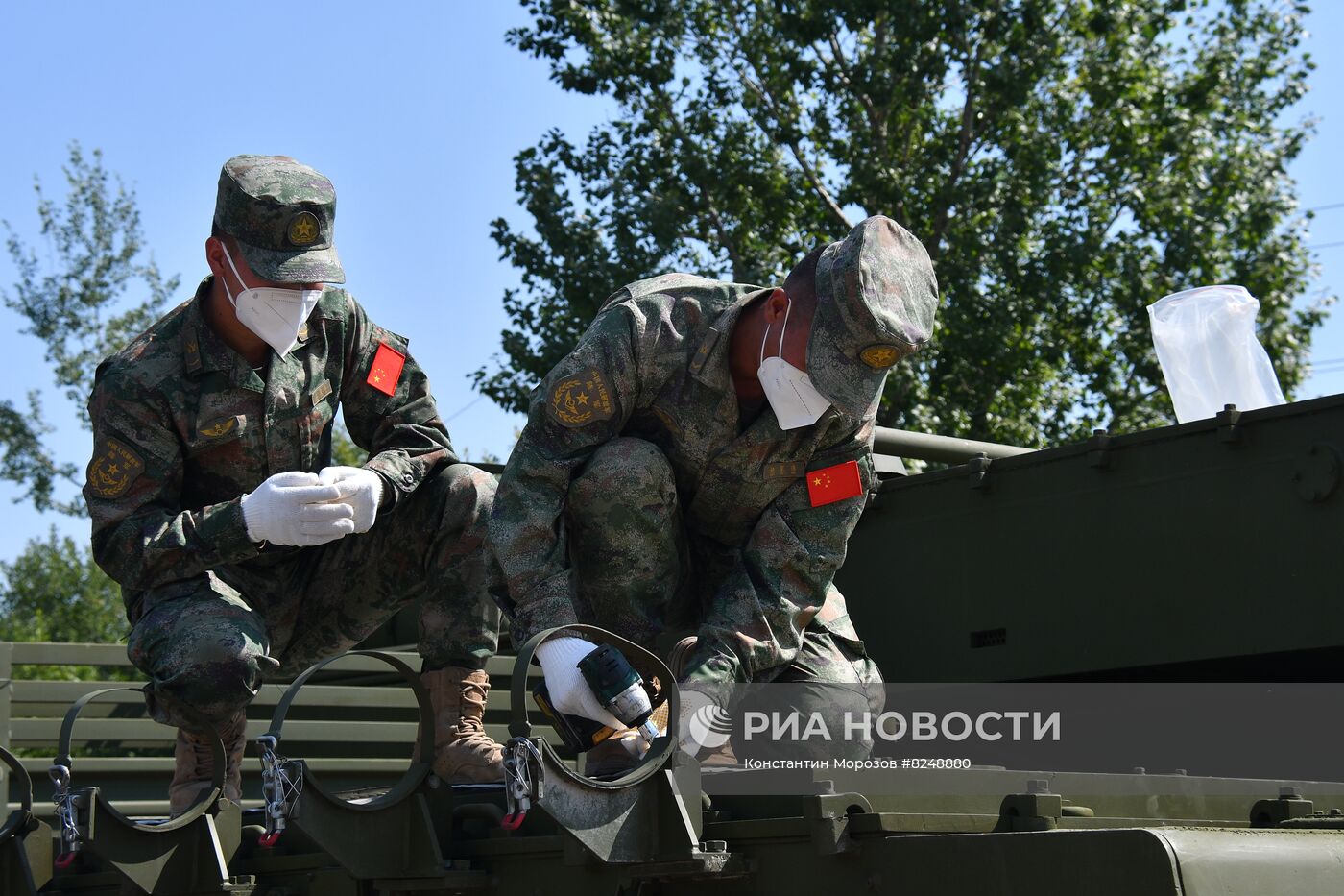 Прибытие китайской военной техники на конкурс "Танковый биатлон" в подмосковное Алабино