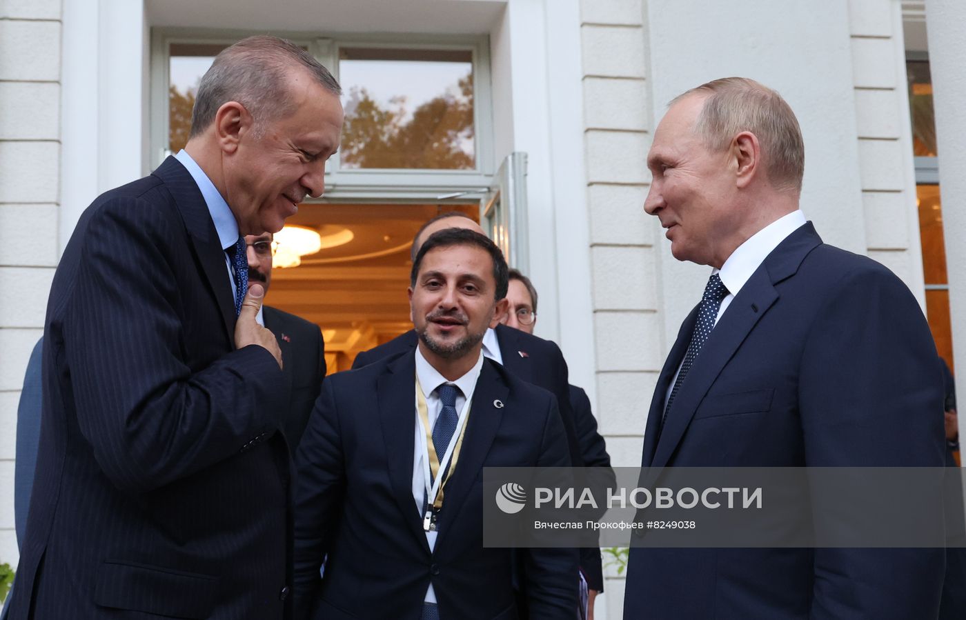 Президент РФ В. Путин провел переговоры с президентом Турции Р. Эрдоганом в Сочи