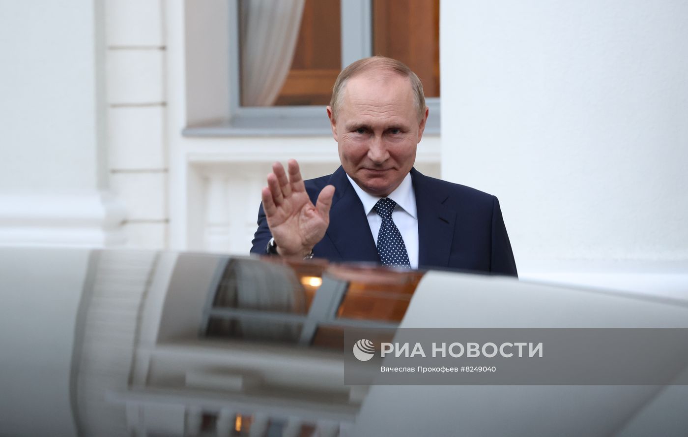 Президент РФ В. Путин провел переговоры с президентом Турции Р. Эрдоганом в Сочи