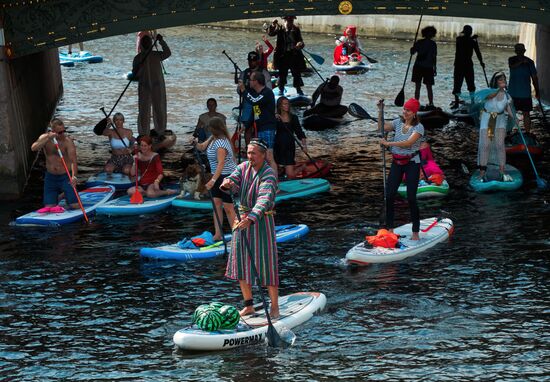 Фестиваль сап-серферов "Фонтанка SUP"
