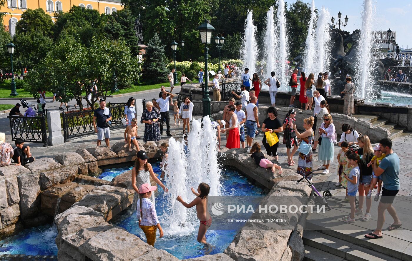 Жаркая погода в Москве