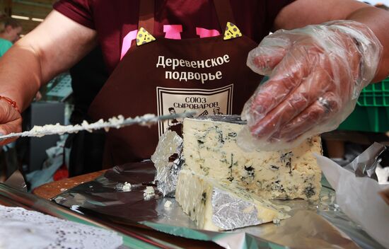 Фермерский фестиваль "Сыр! Пир! Мир!"