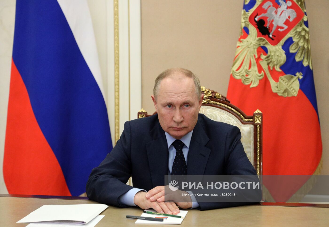 Президент РФ В. Путин встретился с врио губернатора Кировской области А. Соколовым