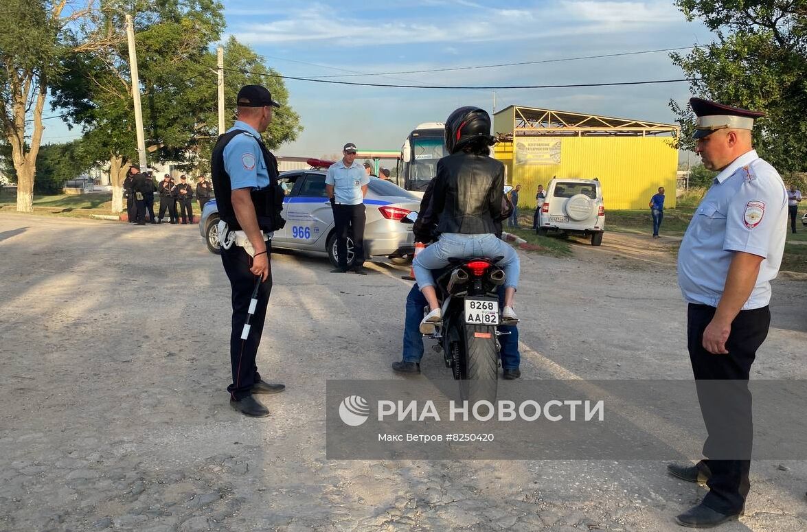 Взрывы в районе Новофедоровки в Крыму