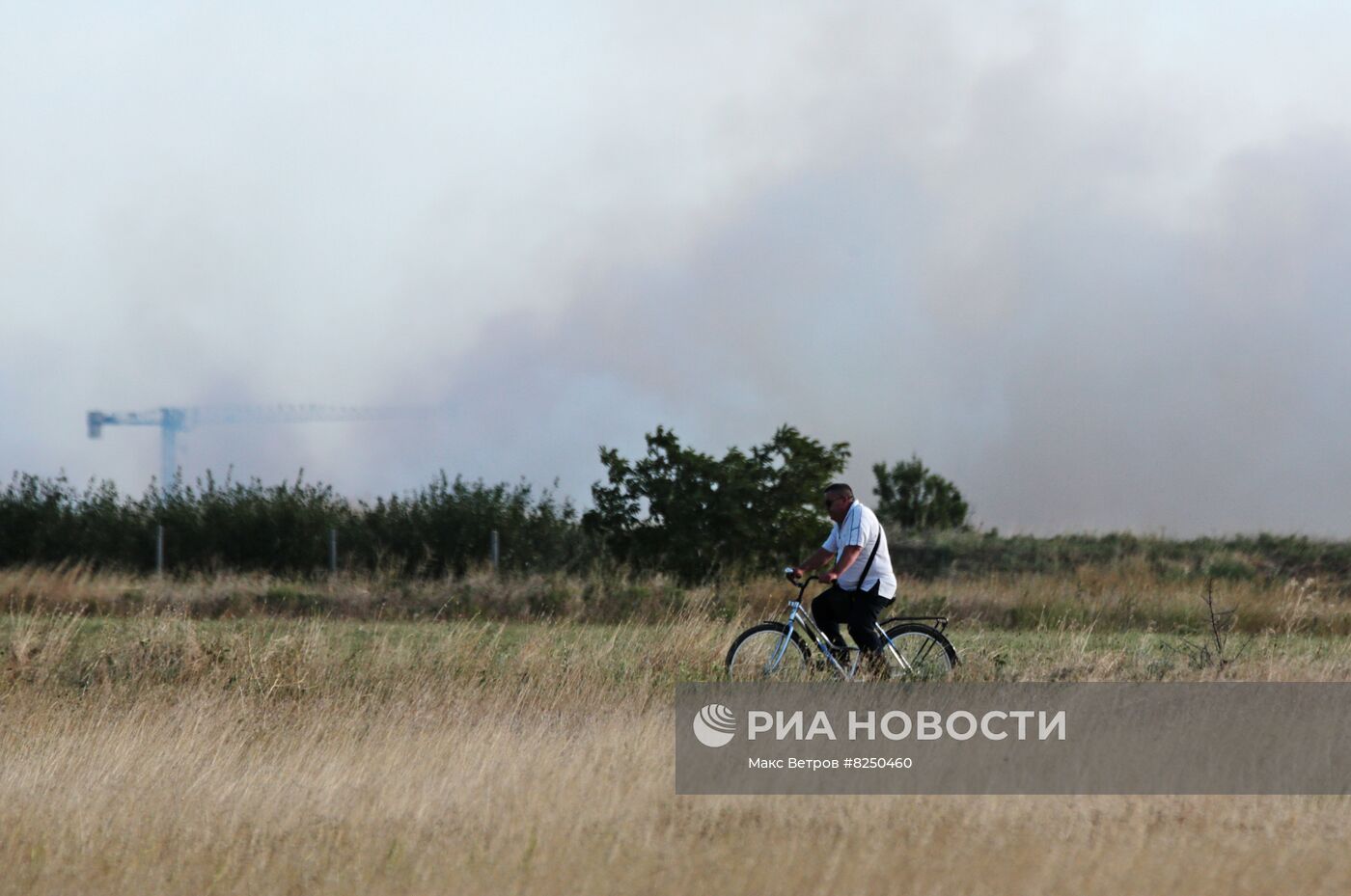 Взрывы в районе Новофедоровки в Крыму