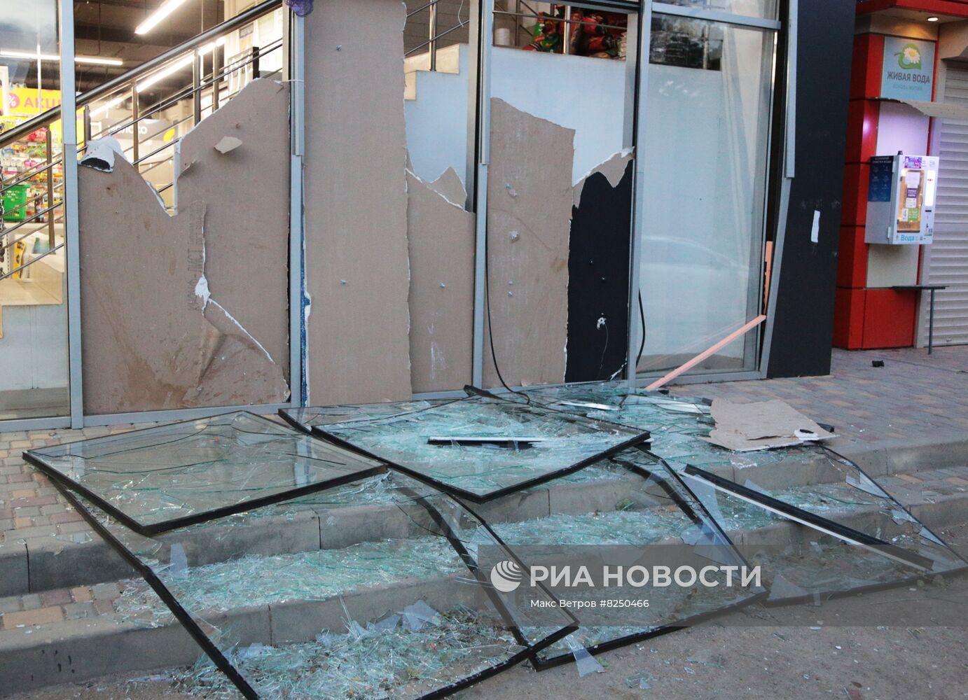 Взрывы в районе Новофедоровки в Крыму