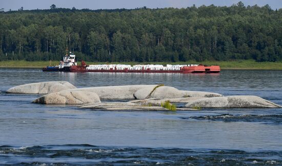 Река Ангара в Красноярском крае