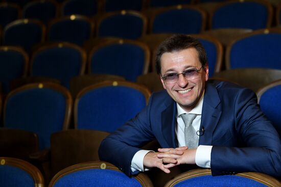 Сбор труппы Московского Губернского театра