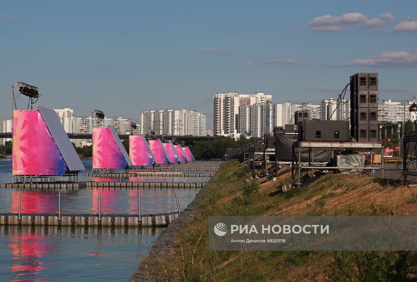 Подготовка к Международному фестивалю фейерверков "Ростех"