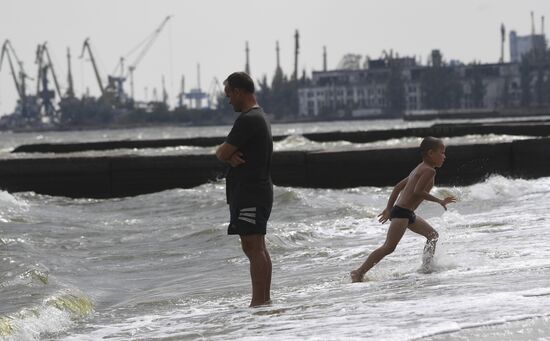 Повседневная жизнь в Мариуполе