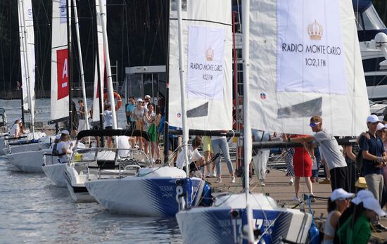 Мы все участники регаты. Tenzor Sailing Club.