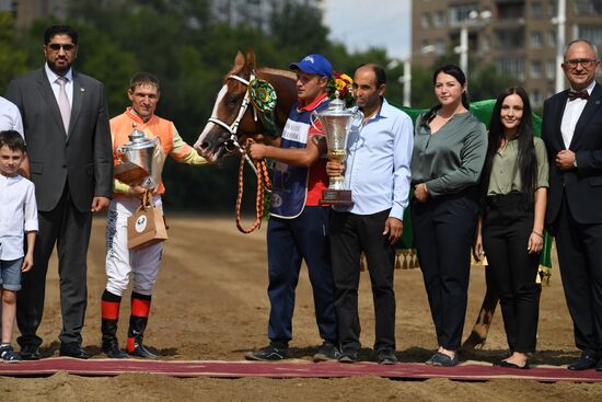 Праздник чистокровного коннозаводства