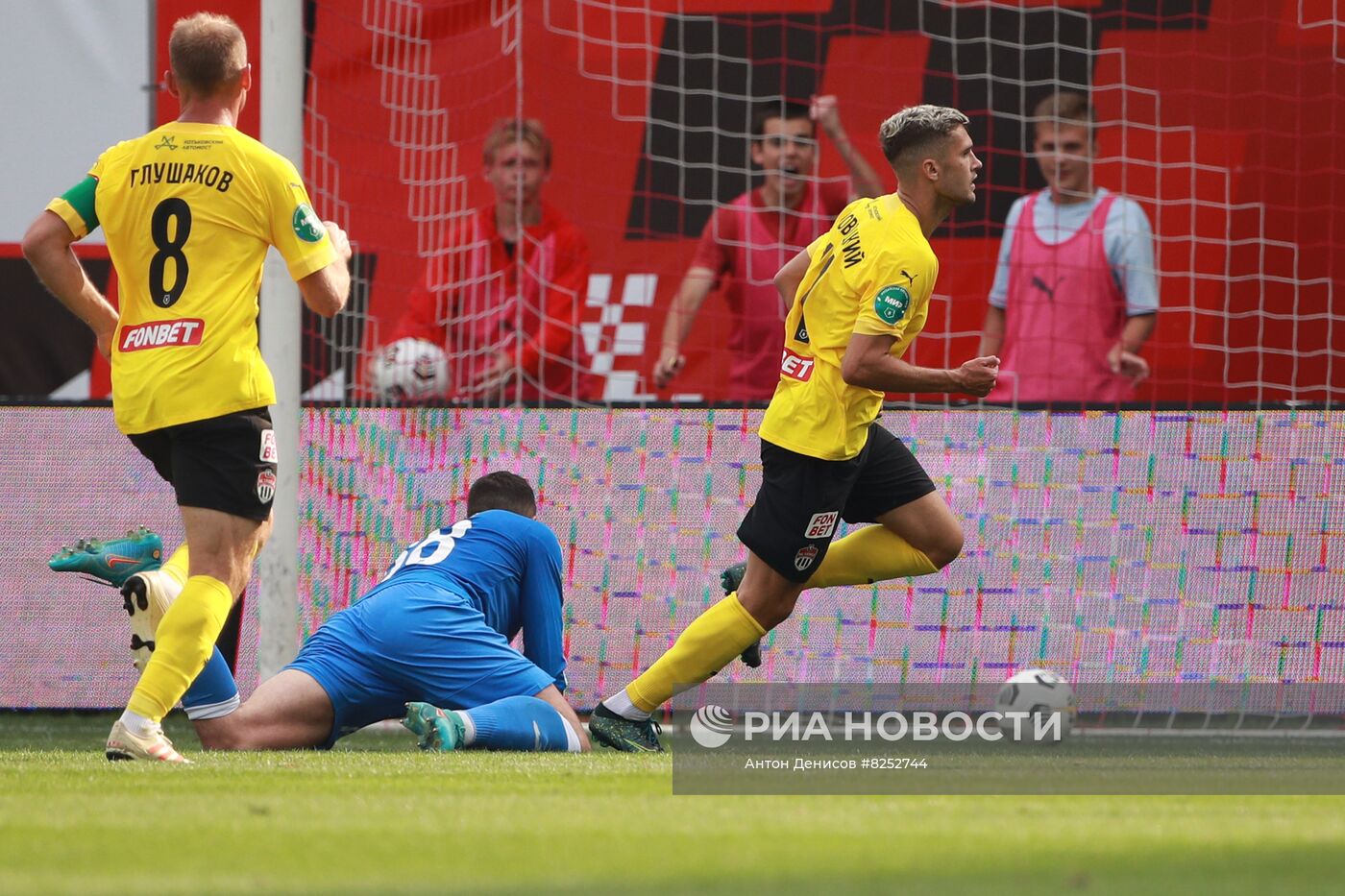 Футбол. РПЛ. Матч "Химки" - "Ахмат"