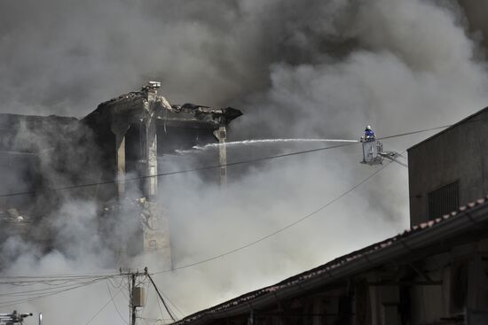 В ТЦ "Сурмалу" в Ереване произошёл взрыв
