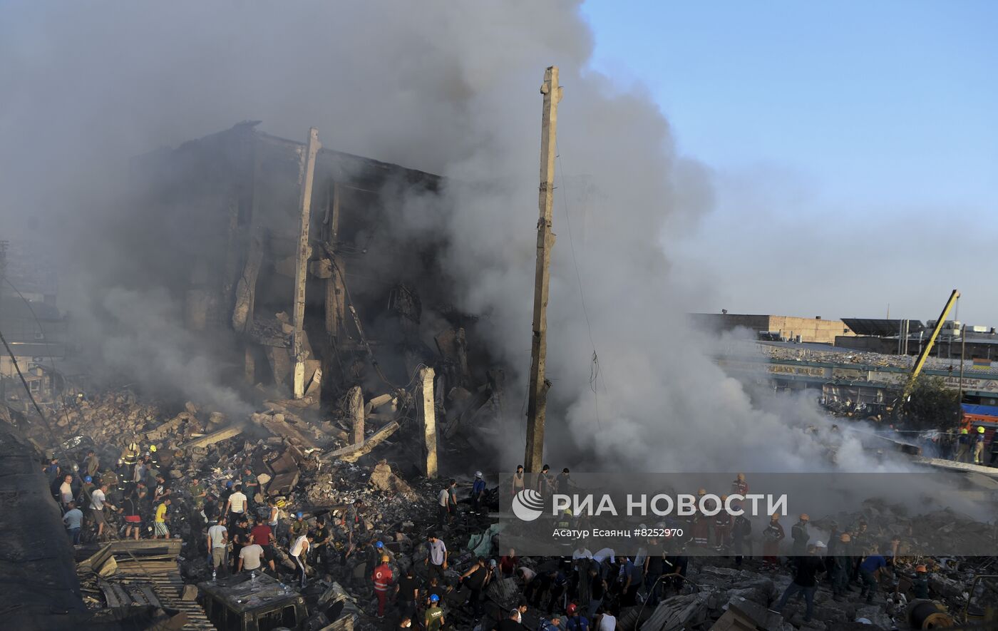 В ТЦ "Сурмалу" в Ереване произошёл взрыв