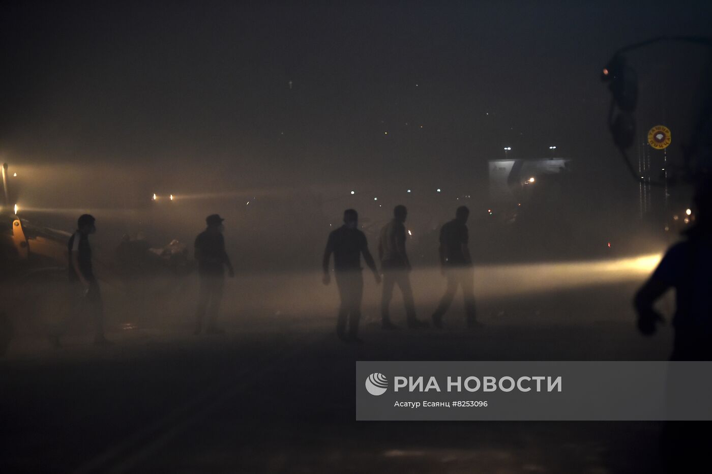 В ТЦ "Сурмалу" в Ереване произошёл взрыв