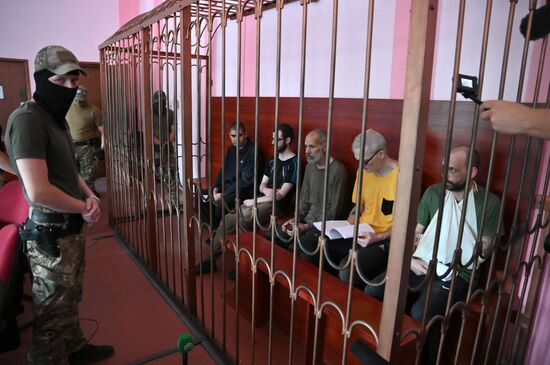 Суд над наемниками в Донецке