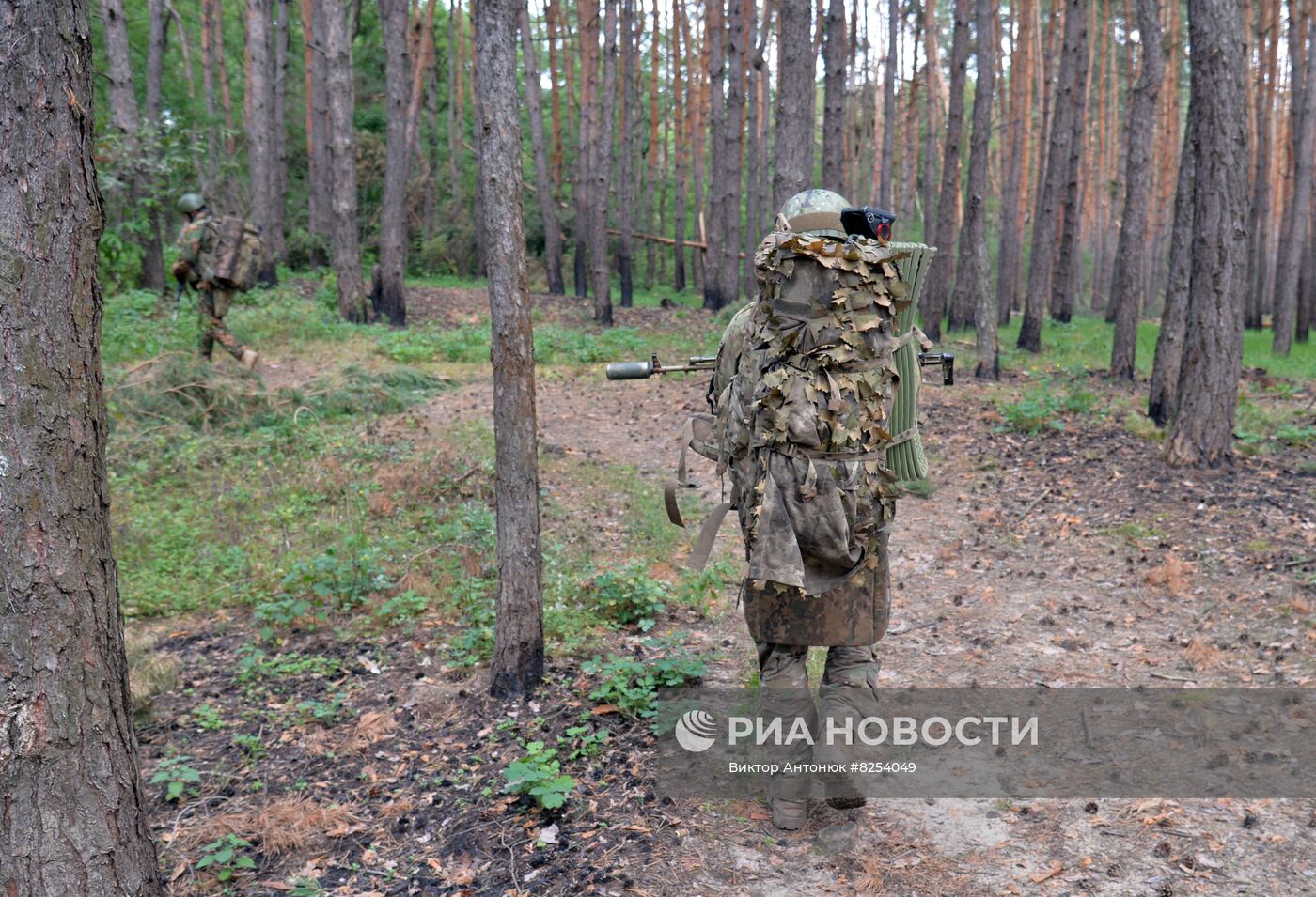 Работа бойцов ВС РФ в Харьковской области