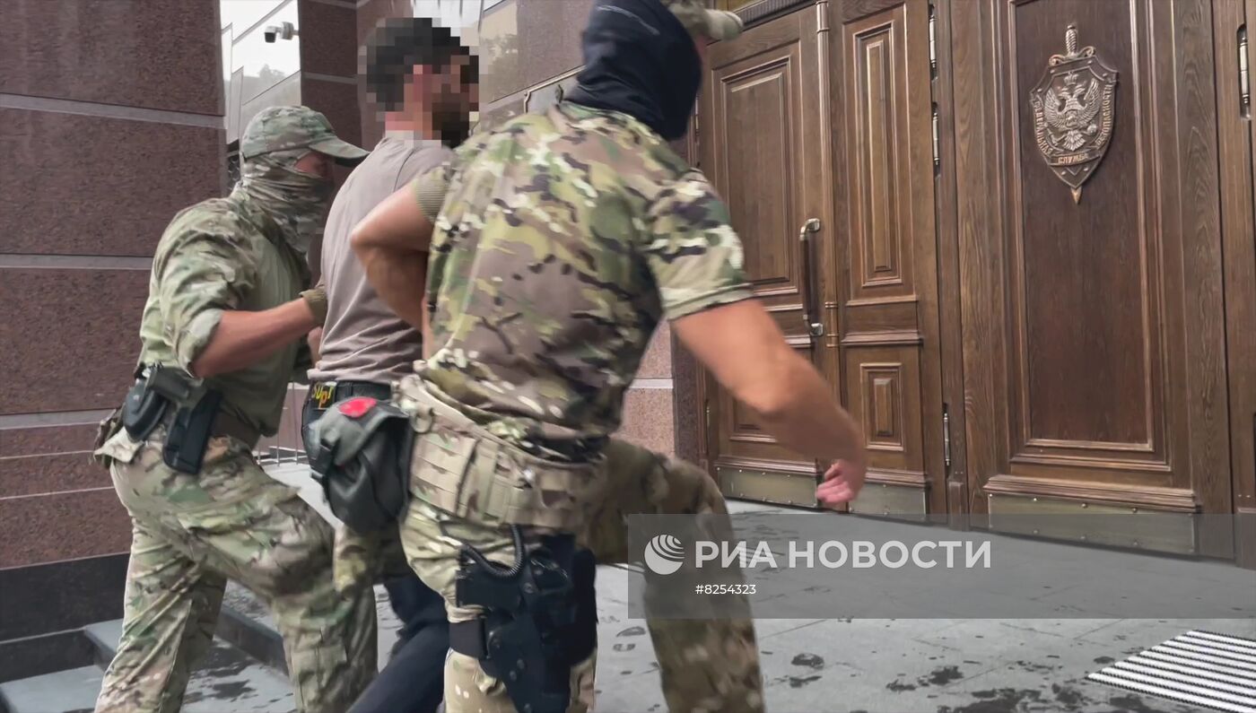 ФСБ России пресекла деятельность ячейки международной террористической организации в Крыму